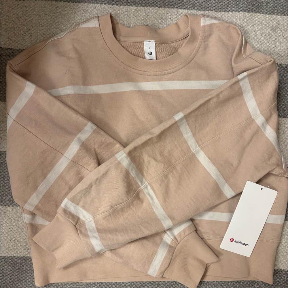 *NWT* Lululemon perfectly oversized cropped crew